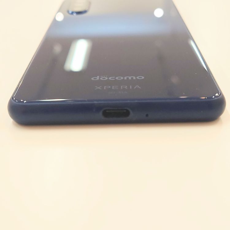 �ڽ���Ź���ݺѡ�Xperia 10 II 64GB �֥롼