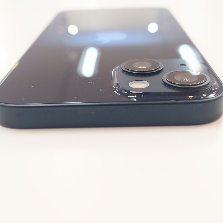 �ڽ���Ź�����ѡ�iPhone13 128GB �ߥåɥʥ��� �Хåƥ꡼����:88%