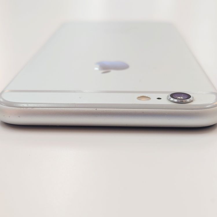 �ڽ���Ź���ݺѡ�iPhone6 16GB ����С� �Хåƥ꡼��������88%