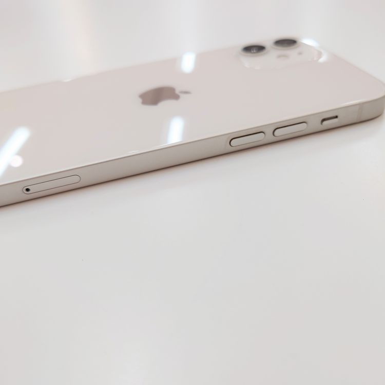 �ڽ���Ź�����ѡ�iPhone12 64GB �ۥ磻��