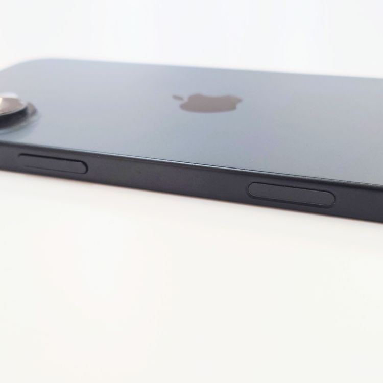 �ڽ���Ź���ݺѡ�iPhone16Plus 128GB �֥�å�