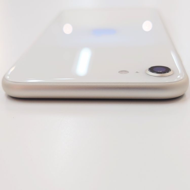 �ڽ���Ź�����ѡ�iPhoneSE3 128GB �������饤�� �Хåƥ꡼��������100%