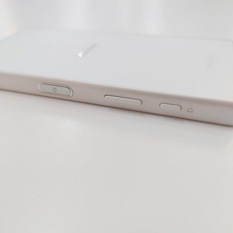 �ڽ���Ź���ݺѡ�Xperia Z5 Compact 32GB �ۥ磻��