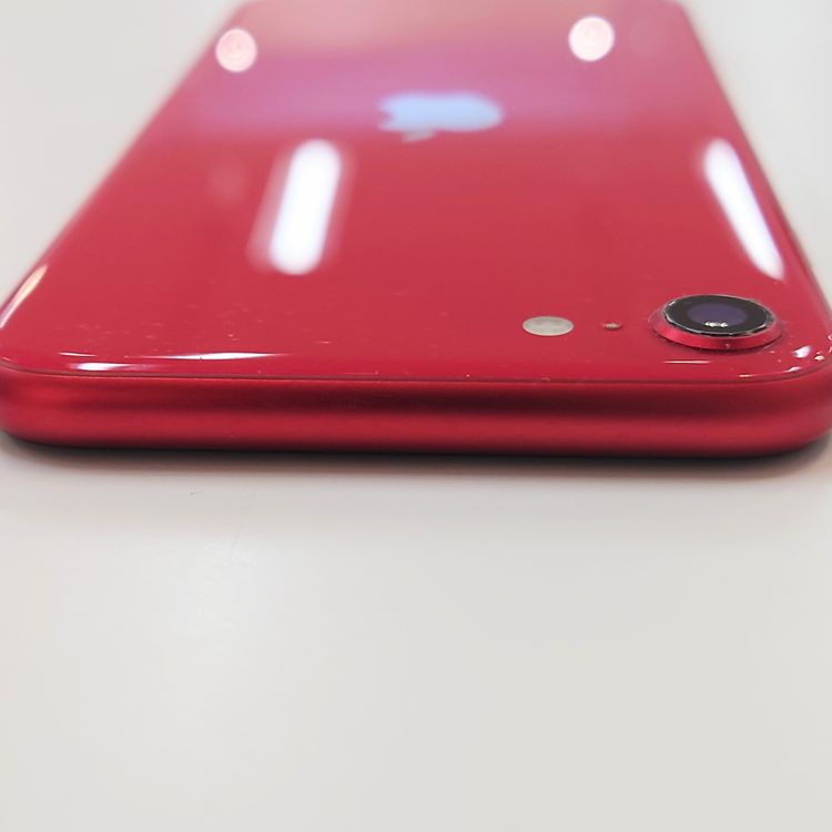 �ڽ���Ź�����ѡ�iPhoneSE2 64GB ��å� �Хåƥ꡼��������100%