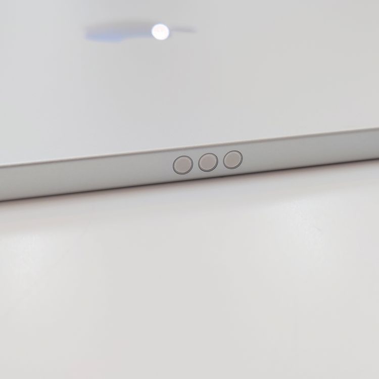 �ڽ���Ź���ݺѡ� iPad(A16) 256GB ����С�  Wi-Fi��ǥ�