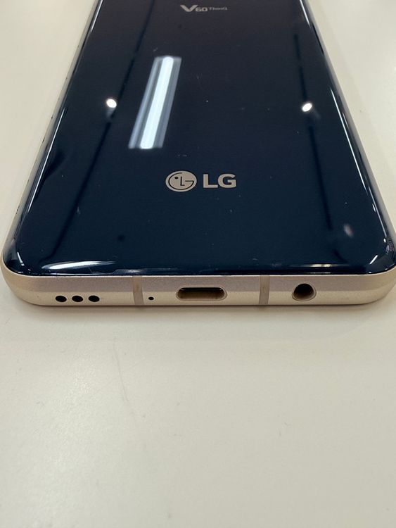 �ڽ���Ź�����ѡ�LG V60 ThinQ 5G 128GB �֥롼