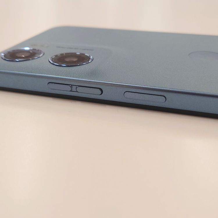 �ڽ���Ź���ݺѡ�MOTOROLA moto g05 128GB �ߥ��ƥ��֥롼