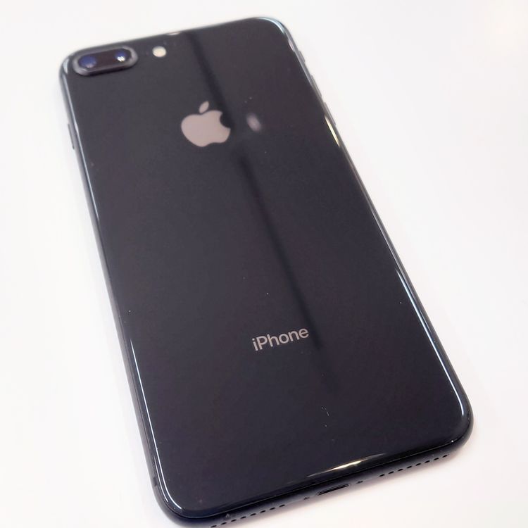 �ڽ���Ź�����ѡ�iPhone8 Plus 64GB  �Хåƥ꡼��������100%