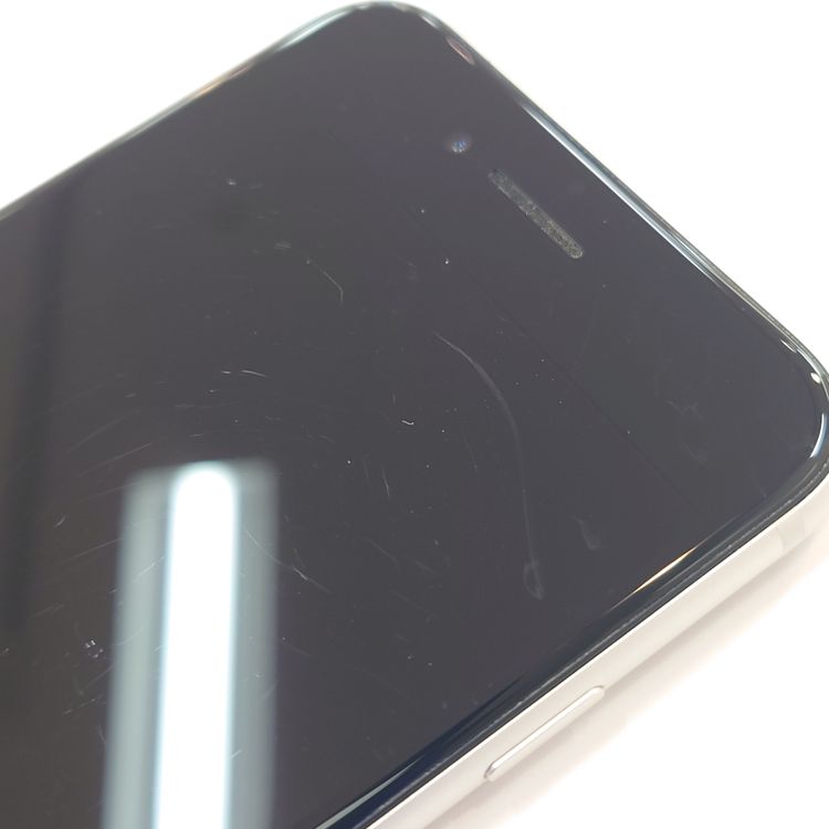 ڽŹѡiPhoneSE3 256GB ۥ磻 Хåƥ꡼򴹺Ѥ