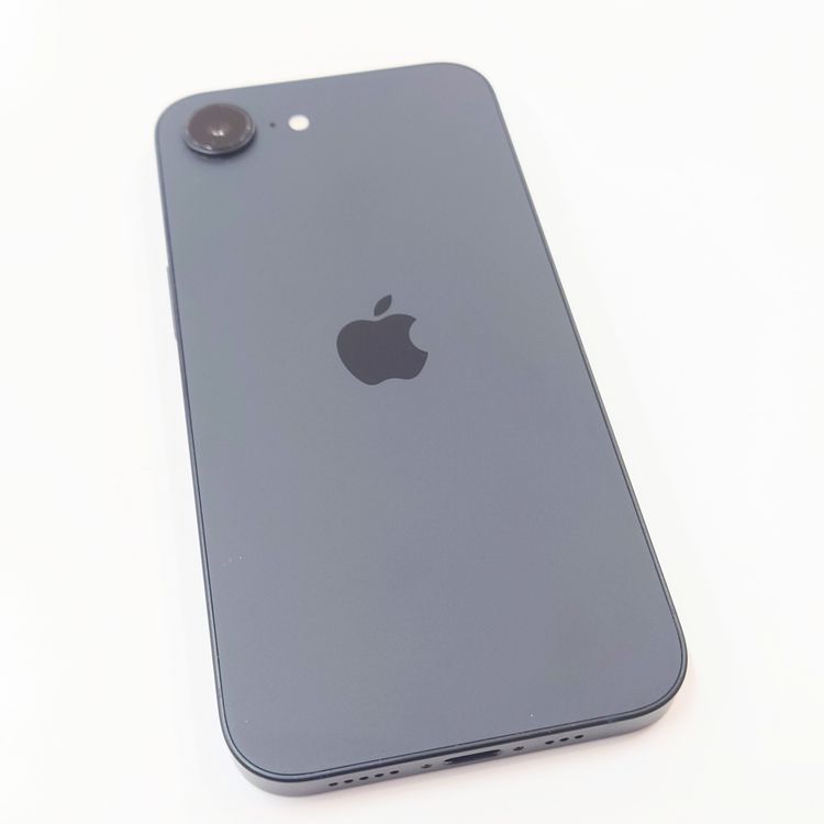 �ڽ���Ź���ݺѡ�iPhone16e 256GB �֥�å�