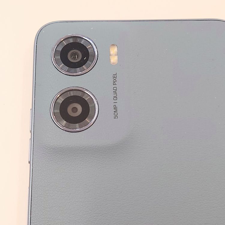 �ڽ���Ź���ݺѡ�MOTOROLA moto g05 128GB �ߥ��ƥ��֥롼