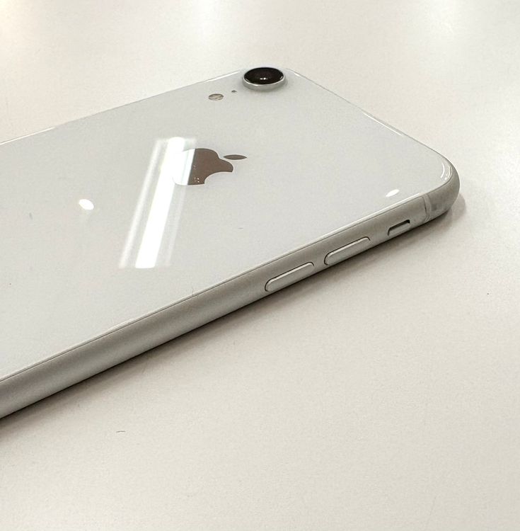 ڽŹѡiPhoneXR 64GB ۥ磻 Хåƥ꡼100%