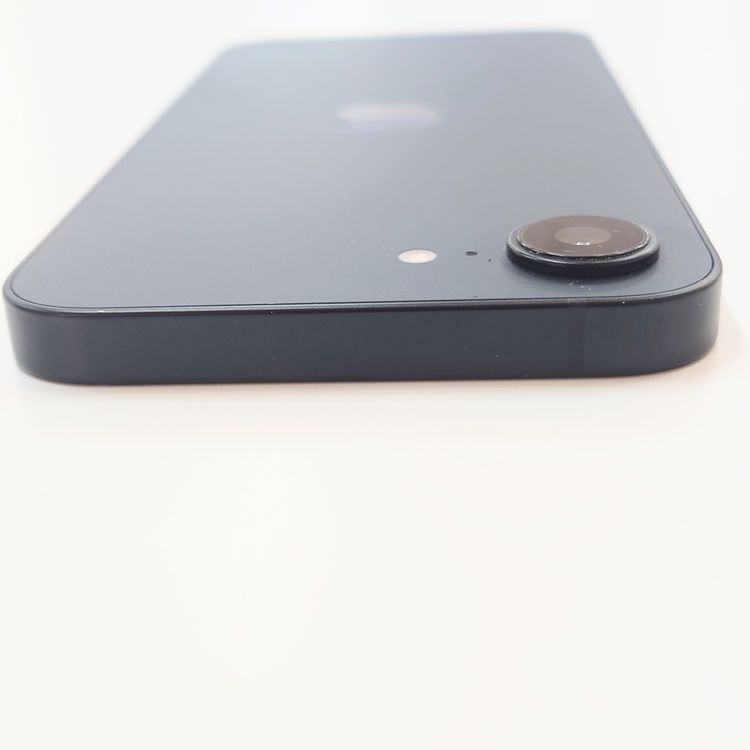 �ڽ���Ź���ݺѡ�iPhone16e 256GB �֥�å�