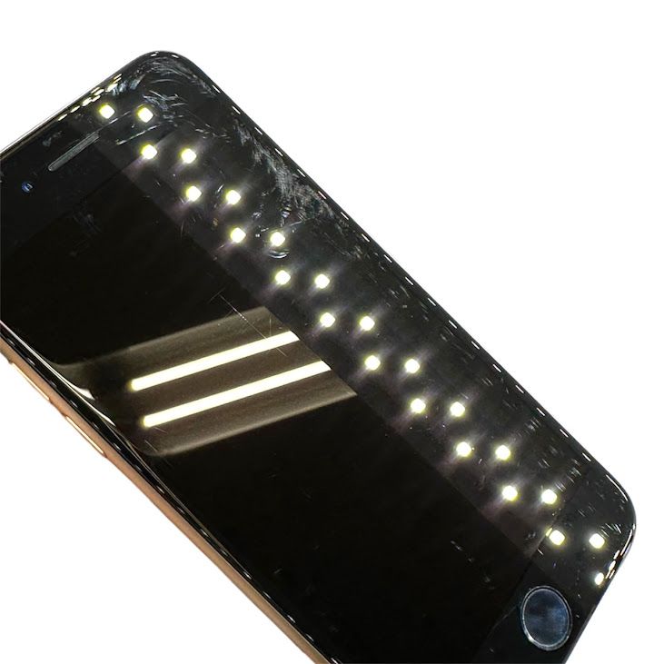 �ڥХåƥ꡼99%��iPhone��SE����3�����64GB���������饤�ȡ�SIM�ե꡼���ɥ�����