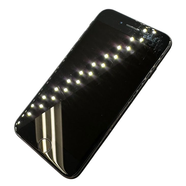 �ڥХåƥ꡼95%��iPhone��SE����2�����64GB���֥�å���SIM�ե꡼���ɥ�����