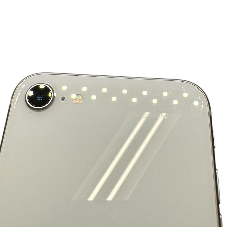 �ڥХåƥ꡼97%��iPhone��SE����3�����64GB���������饤�ȡ�SIM�ե꡼���ɥ�����