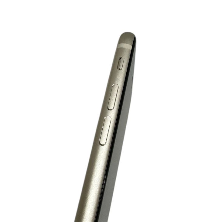 �ڥХåƥ꡼84%��iPhone��SE����3�����128GB���������饤�ȡ����եȥХ���