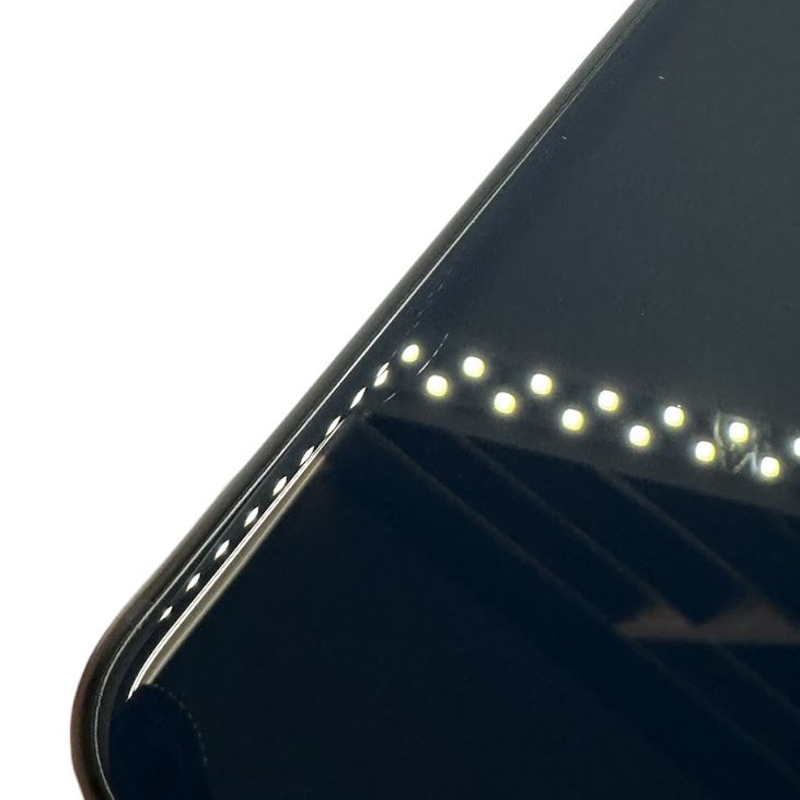 �ڥХåƥ꡼99%��iPhone��SE����3�����64GB���ߥåɥʥ��ȡ�SIM�ե꡼��au��