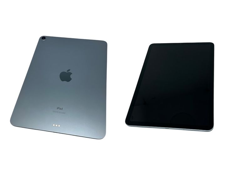 ڥХåƥ꡼81%iPadAir4WiFi64GB֥롼
