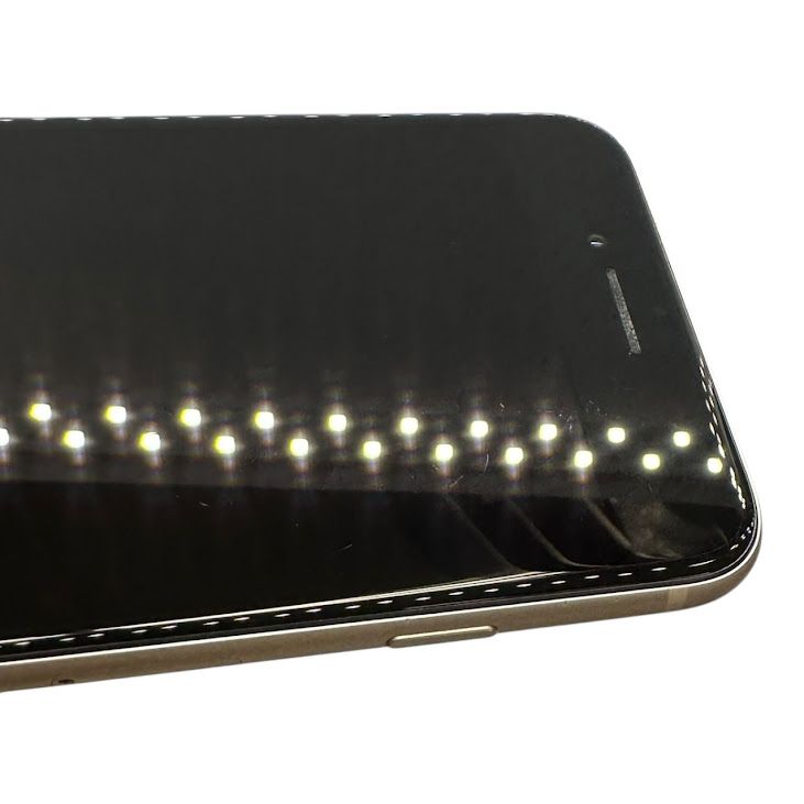 �ڥХåƥ꡼84%��iPhone��SE����3�����128GB���������饤�ȡ�SIM�ե꡼��au��