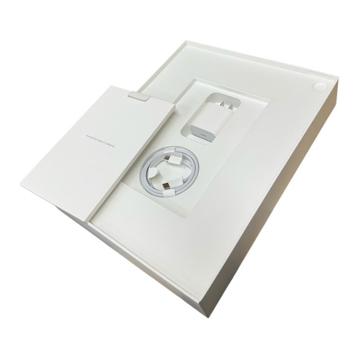 �ڥХåƥ꡼98%��iPadAir��13�������6���塡Wi��Fi��256GB���֥롼