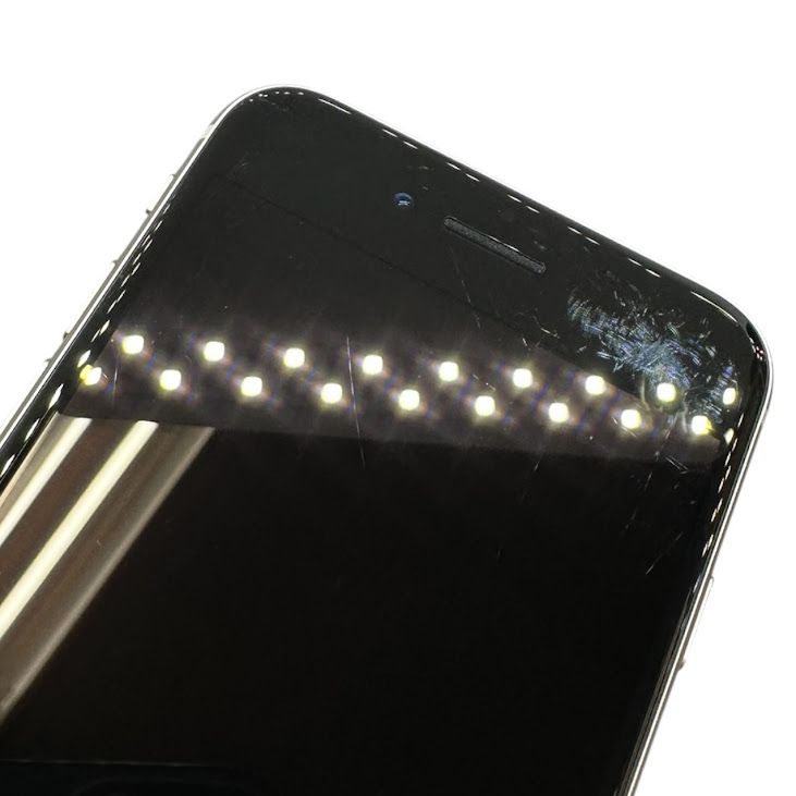 �ڥХåƥ꡼98%��iPhone��SE����3�����64GB���������饤�ȡ�SIM�ե꡼���ɥ�����