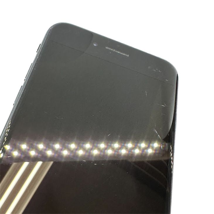 �ڥХåƥ꡼92%��iPhone��SE����3�����64GB���ߥåɥʥ��ȡ�SIM�ե꡼��au��