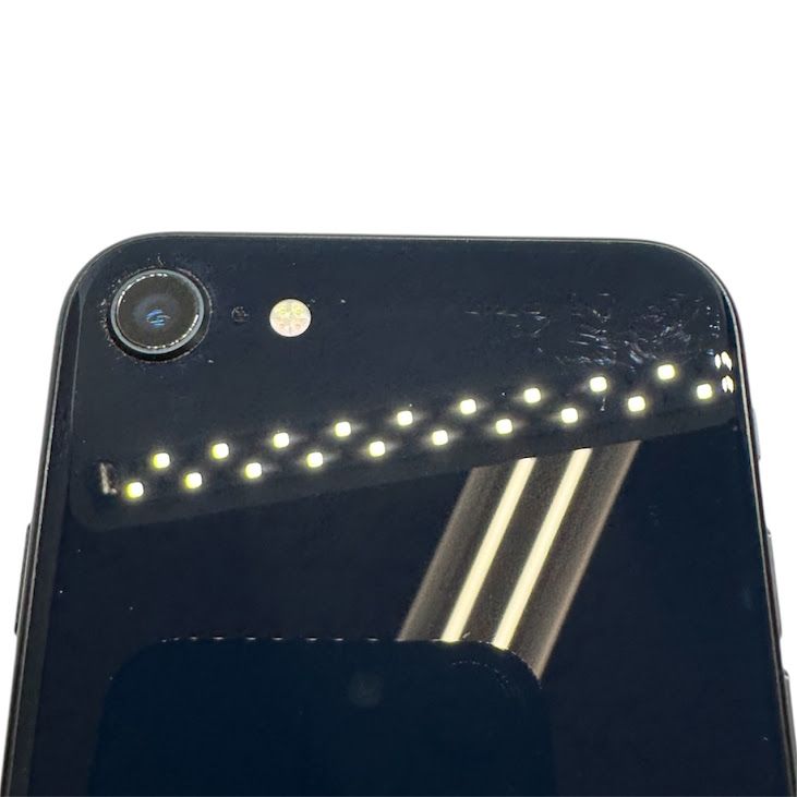 �ڥХåƥ꡼92%��iPhone��SE����3�����64GB���ߥåɥʥ��ȡ�SIM�ե꡼��au��