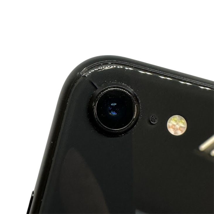 �ڥХåƥ꡼85%��iPhone��SE����2�����64GB���֥�å���SIM�ե꡼