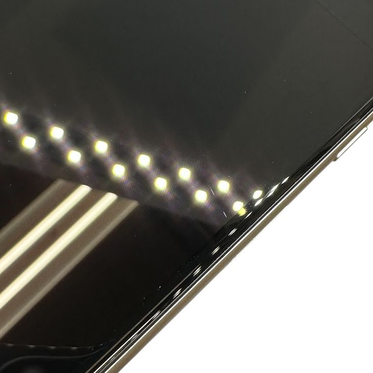 �ڥХåƥ꡼98%��iPhone��SE����3�����64GB���������饤�ȡ�SIM�ե꡼���ɥ�����