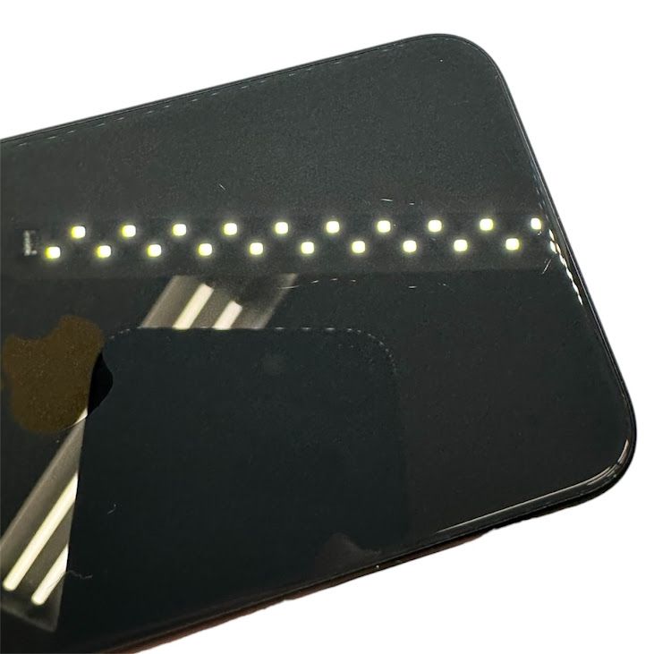 �ڥХåƥ꡼85%��iPhone��SE����2�����64GB���֥�å���SIM�ե꡼