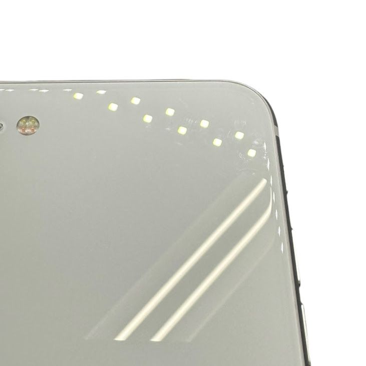 �ڥХåƥ꡼96%��iPhone��SE����2�����64GB���ۥ磻�ȡ�SIM�ե꡼��au��