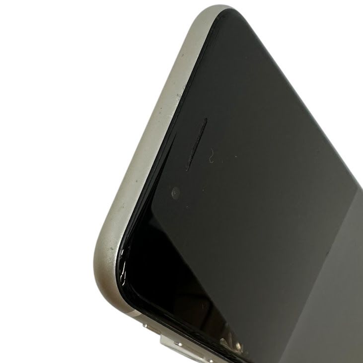 iPhone��SE����3�����64GB���������饤�ȡ�SIM�ե꡼��au��