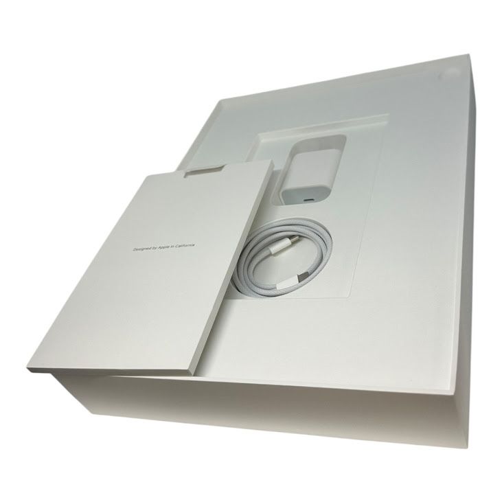 �ڥХåƥ꡼100%��iPadAir��13�������7���塡Wi��Fi��256GB���֥롼