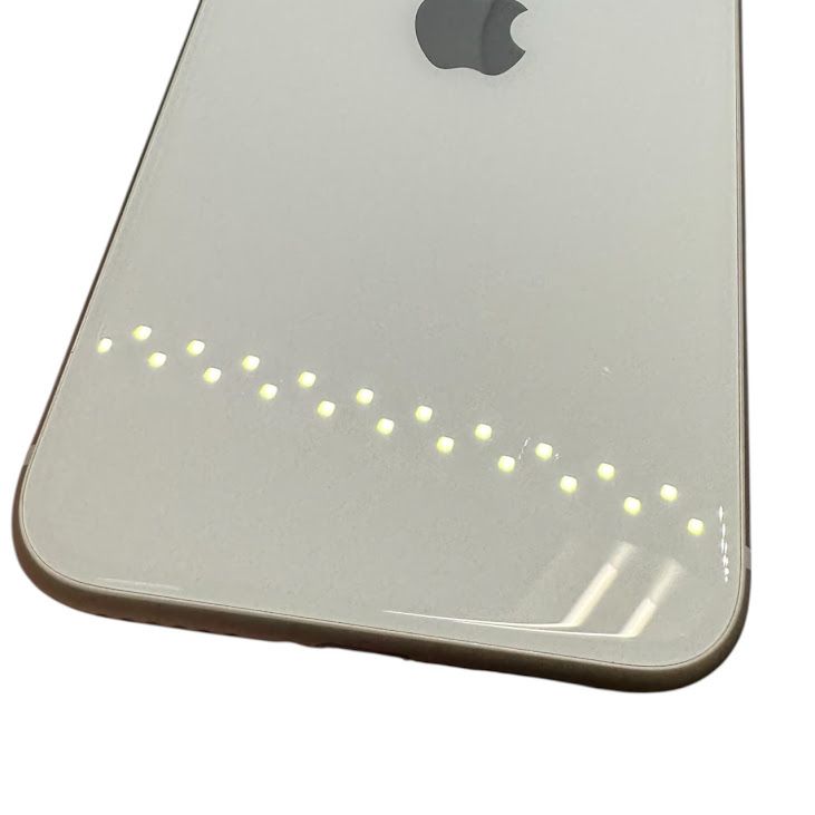 �ڥХåƥ꡼85%��iPhone��SE����3�����64GB���������饤�ȡ�SIM�ե꡼��au��