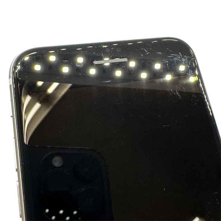 �ڥХåƥ꡼85%��iPhone��SE����2�����64GB���ۥ磻�ȡ�SIM�ե꡼���ɥ�����