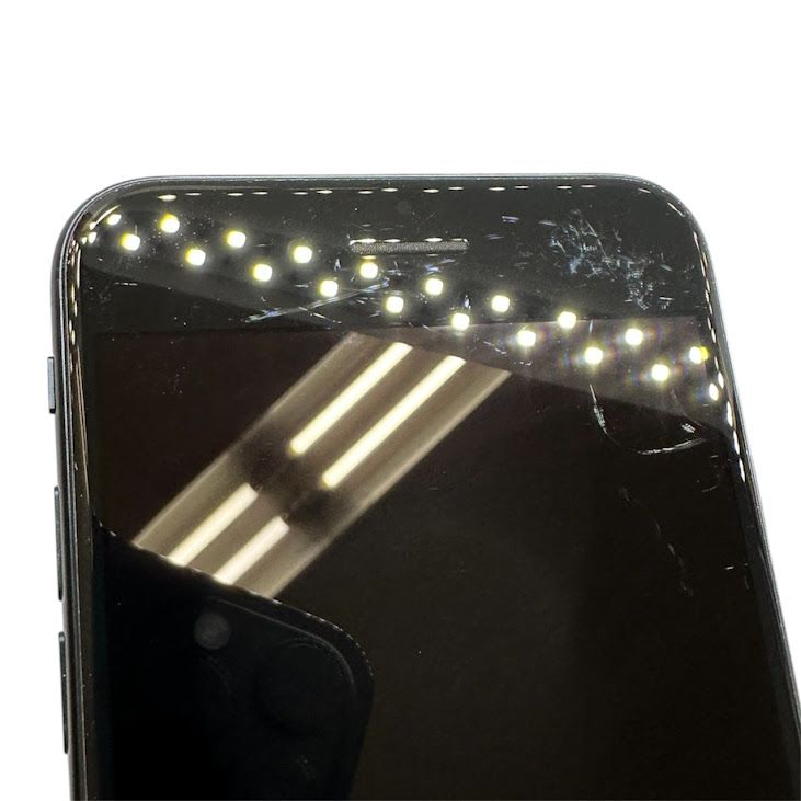 �ڥХåƥ꡼92%��iPhone��SE����3�����64GB���ߥåɥʥ��ȡ�SIM�ե꡼��au��