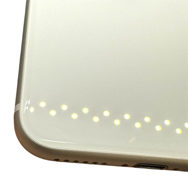 �ڥХåƥ꡼82%��iPhone��SE����2�����64GB���ۥ磻�ȡ�SIM�ե꡼���ɥ�����