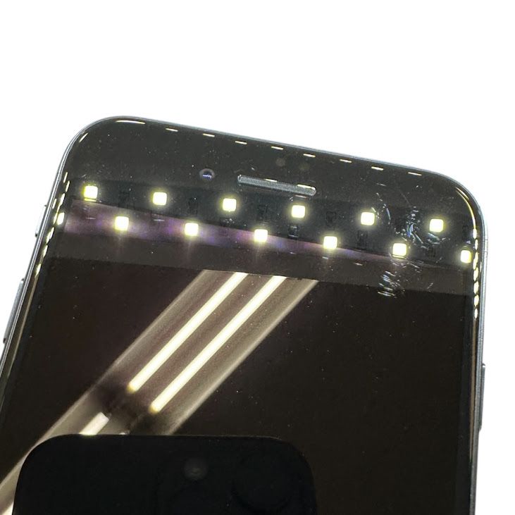 �ڥХåƥ꡼100%��iPhone��SE����3�����64GB���ߥåɥʥ��ȡ�SIM�ե꡼��au��