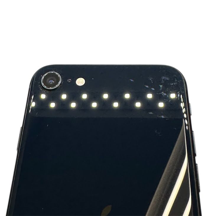 �ڥХåƥ꡼99%��iPhone��SE����3�����64GB���ߥåɥʥ��ȡ�SIM�ե꡼��au��