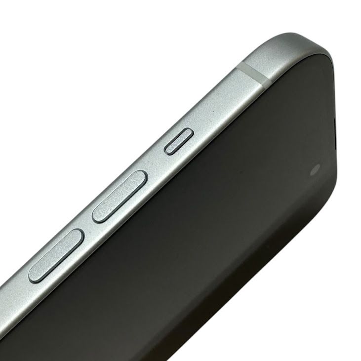 �ڥХåƥ꡼83%��iPhone��15��128GB���֥롼��SIM�ե꡼����ŷ��Х�����