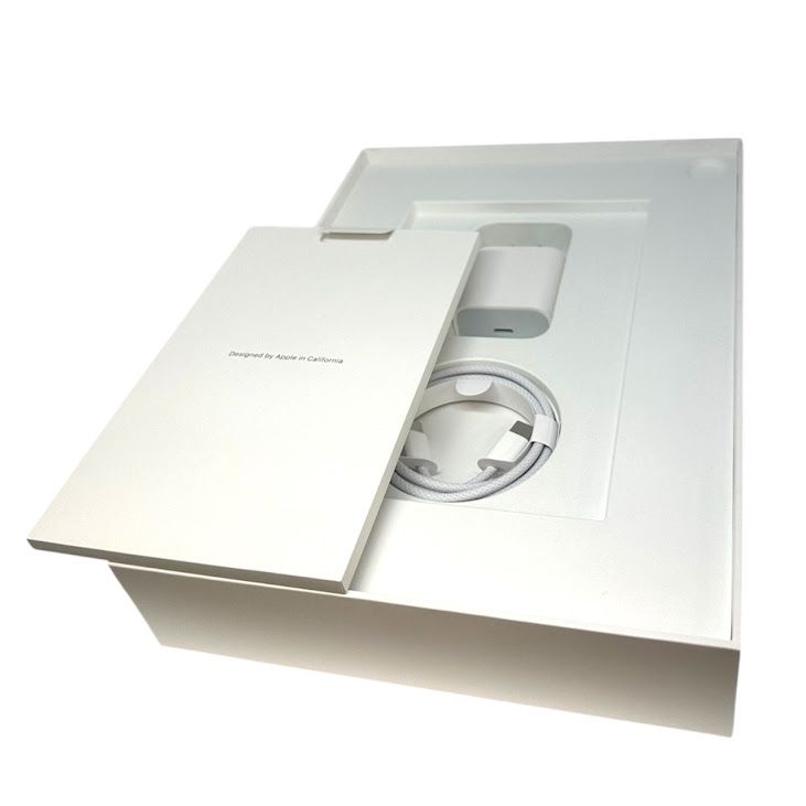 �ڥХåƥ꡼100%��iPadAir��11�������7���塡Wi��Fi��128GB�����ڡ������쥤