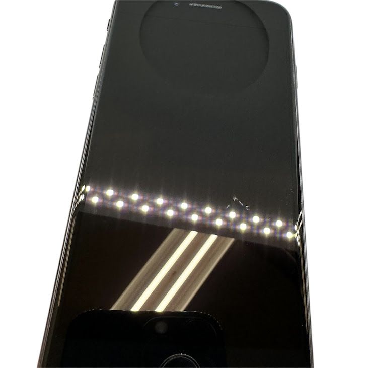 �ڥХåƥ꡼100%��iPhone��SE����2�����64GB���֥�å���SIM�ե꡼��au��