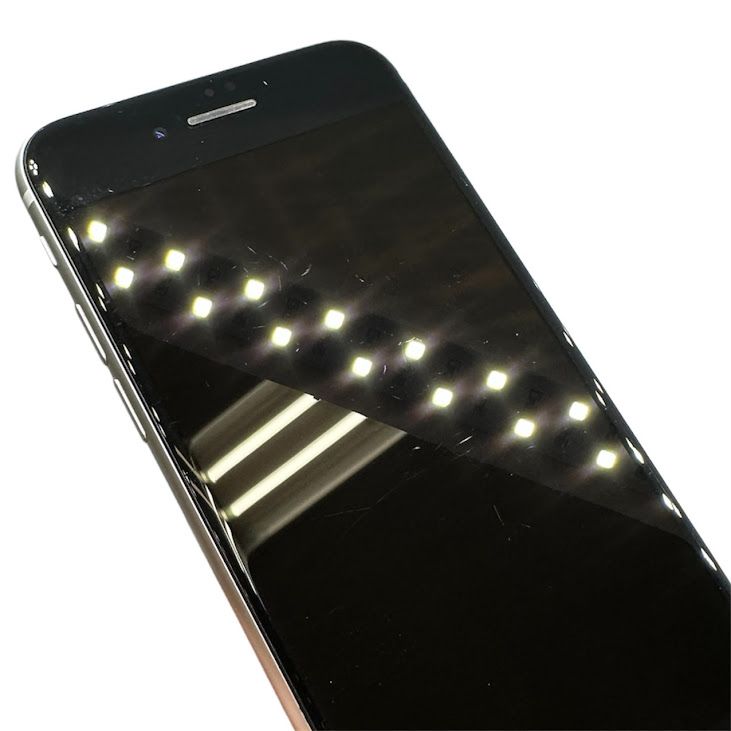 iPhone��SE����2�����128GB���ۥ磻�ȡ�SIM�ե꡼���ɥ�����