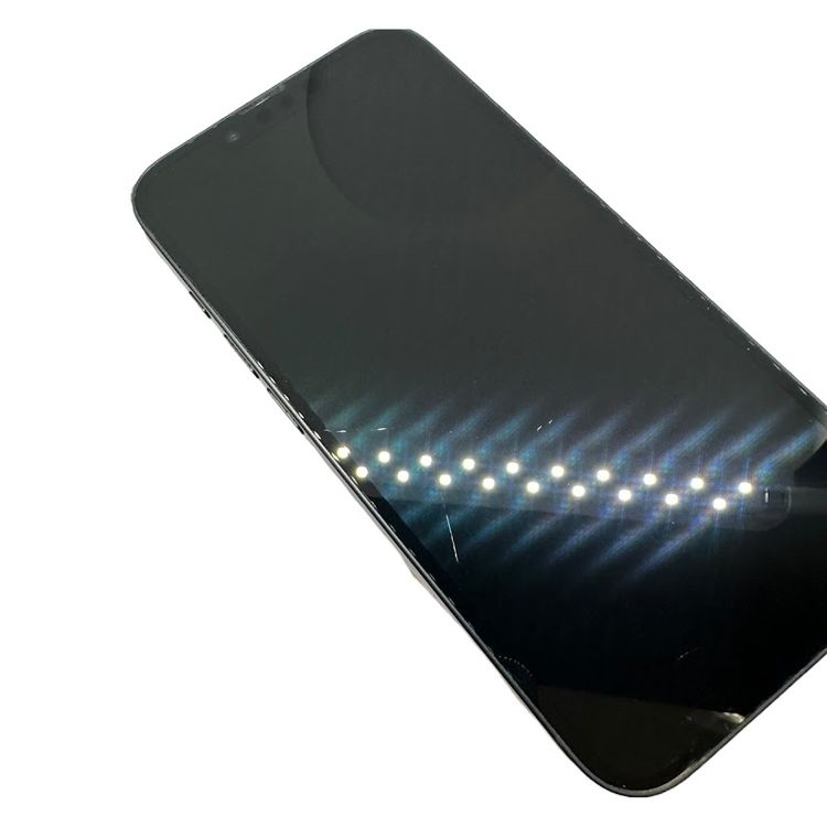 ڥХåƥ꡼100%iPhone16e128GB֥åSIMե꡼au