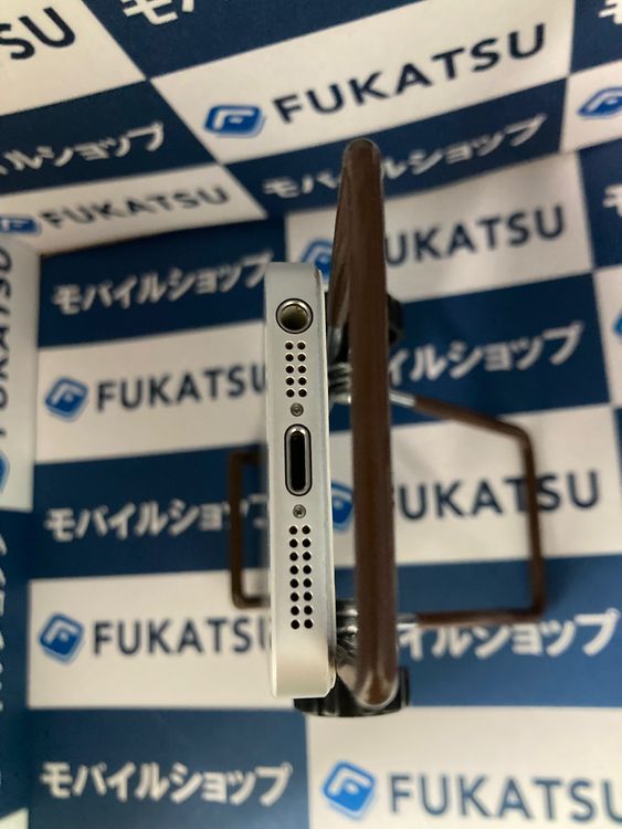 iPhone SE(��1����) 128GB�ڥɥ�����SIM�ե꡼�ۡڥХåƥ꡼100���