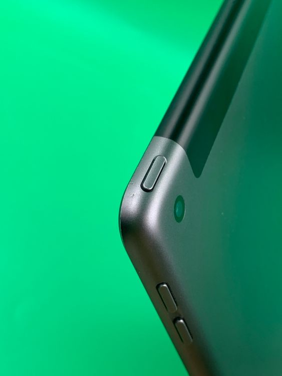 �����ʡ������� iPad ��8���� Wi-Fi+Cellular 128GB SIM�ե꡼