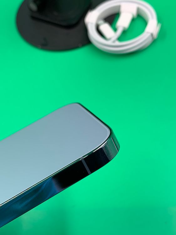 �������� iPhone 13 Pro Max 1TB ������֥롼 SoftBank ��