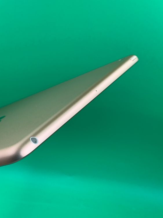 �������� iPad ��6���� Wi-Fi 32GB ������������� GD1381 H3