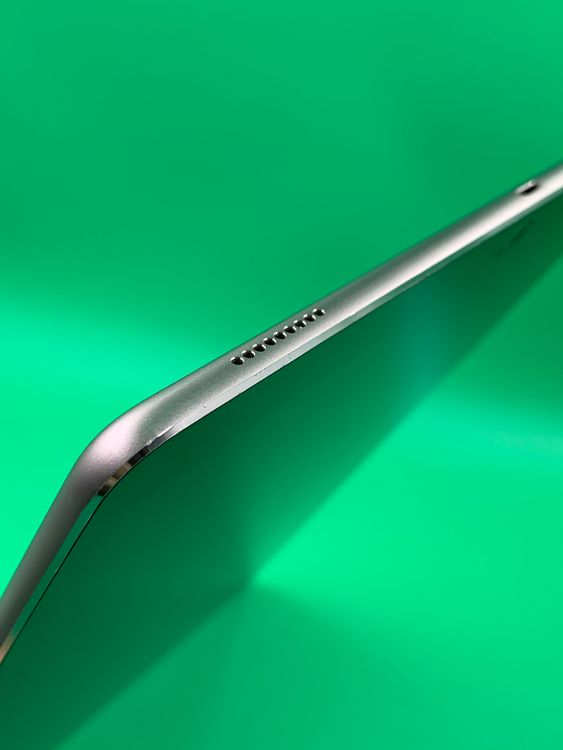 ����� iPad Pro 12.9����� Wi-Fi 32GB ���ڡ������졼��������100%